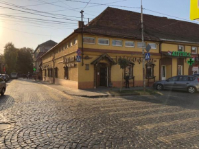 Hotel Daniel